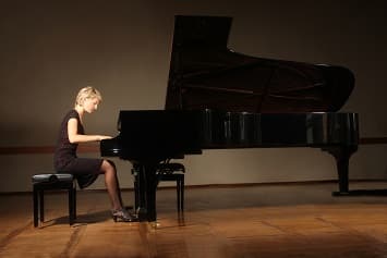 concert pianist reputation